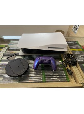 Konsola Playstation 5 z napędem i fioletowym padem