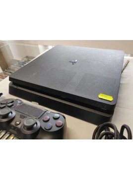 Konsola ps4 slim, pad, okablowanie . Czytaj opis