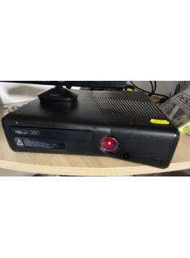 Konsola Xbox 360 slim. Wyłącza się. Czytaj opis