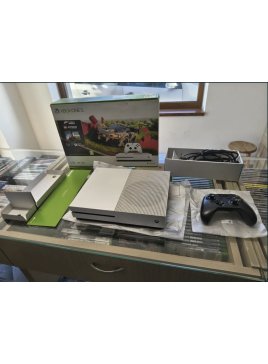 Konsola Xbox One S 1TB z napędem, pad, okablowanie