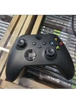 Konsola Xbox series X, pad, okablowanie