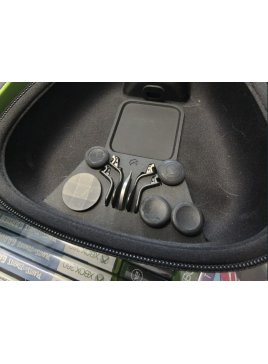 Pad Xbox series i one Elite 2 + ładowarka + futerał