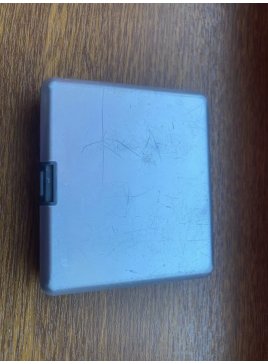 Pudełko na karty nintendo ds w motywie Yoshi z mario