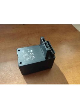 Rozdzielacz multitap PS2 na 4 pady mad catz